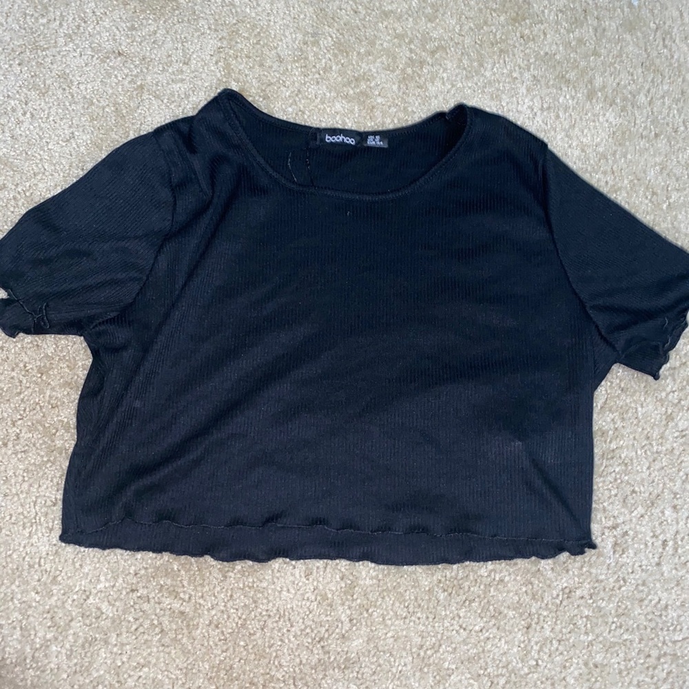 black crop top